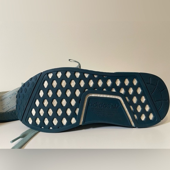 NMD R1 Adidas Sneakers- Sea Crystal - Picture 10 of 11